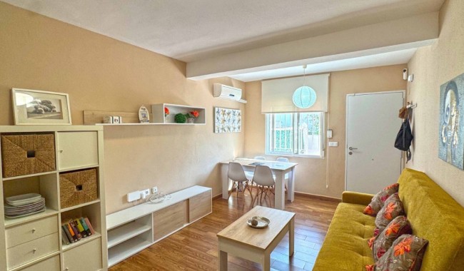 Sprzedaż - Apartament - Torrevieja - La Mata