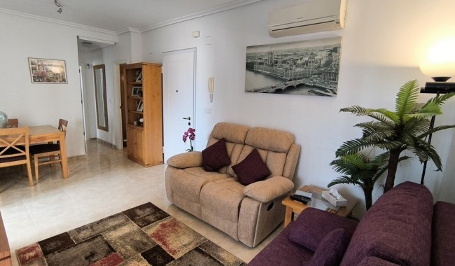 Resale - Apartment - Formentera del Segura