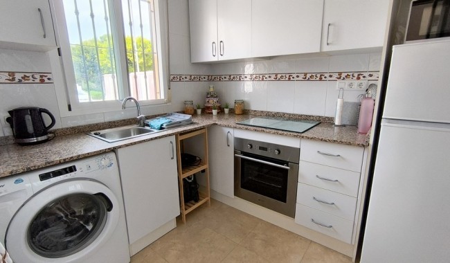 Resale - Apartment - Formentera del Segura