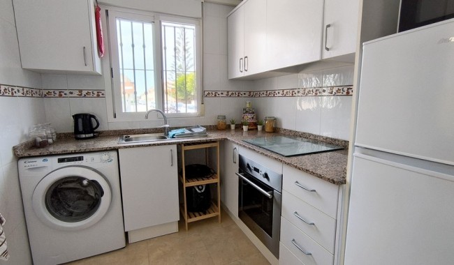 Resale - Apartment - Formentera del Segura