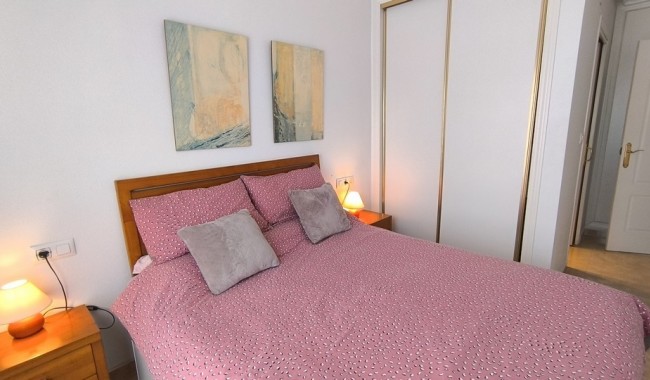 Resale - Apartment - Formentera del Segura