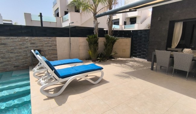 Resale - Villa - Benijófar
