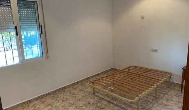 Resale - Villa - Catral