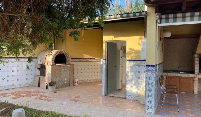 Resale - Villa - Catral