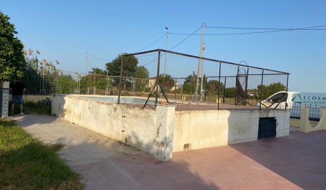 Resale - Villa - Catral