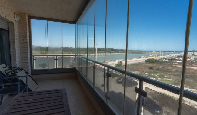 Sprzedaż - Apartament - Guardamar - Puerto Deportivo