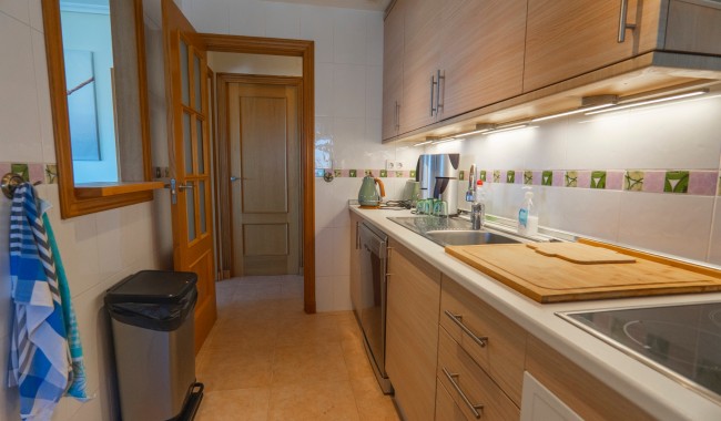 Sprzedaż - Apartament - Guardamar - Puerto Deportivo