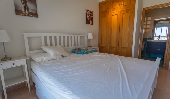 Sprzedaż - Apartament - Guardamar - Puerto Deportivo