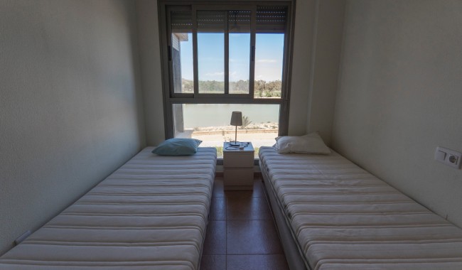 Sprzedaż - Apartament - Guardamar - Puerto Deportivo