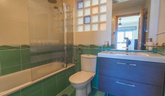 Sprzedaż - Apartament - Guardamar - Puerto Deportivo
