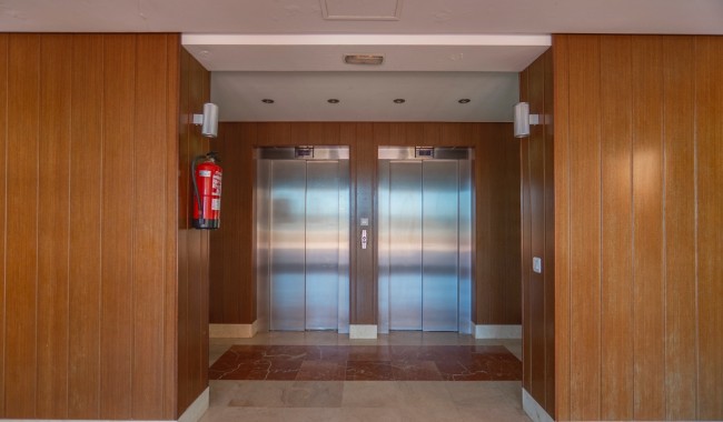 Sprzedaż - Apartament - Guardamar - Puerto Deportivo
