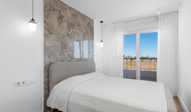 Sprzedaż - Apartament - Torrevieja - Punta prima