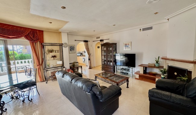 Segunda mano - Villa - Benferri