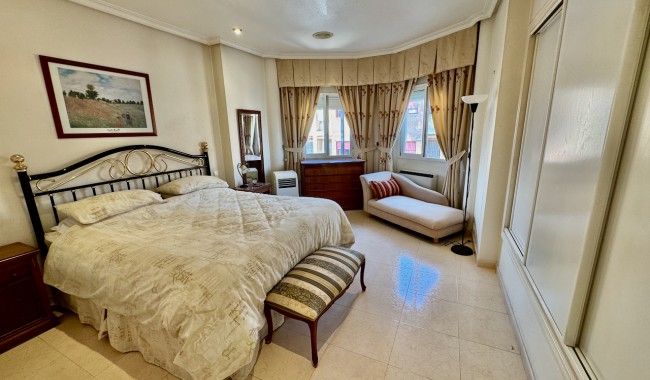 Segunda mano - Villa - Benferri