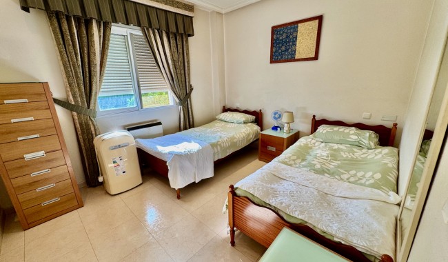 Segunda mano - Villa - Benferri