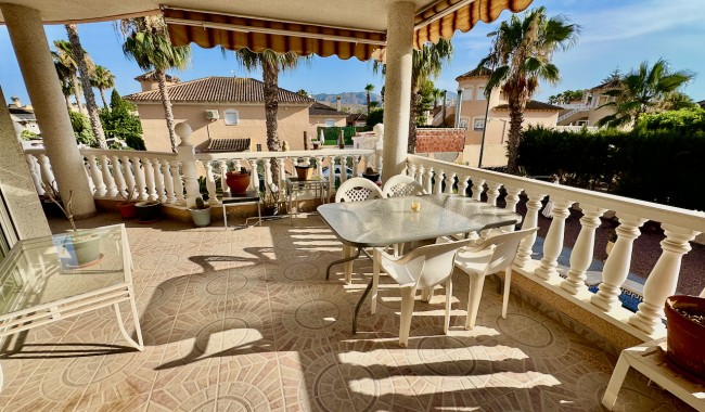 Segunda mano - Villa - Benferri