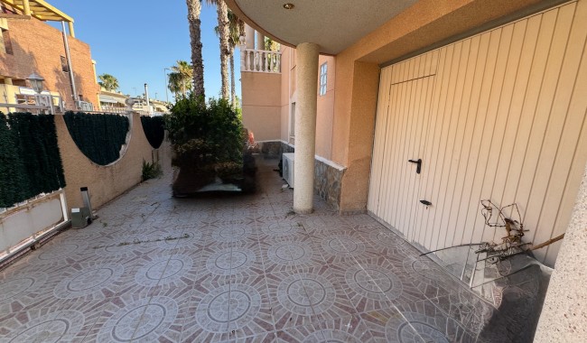 Segunda mano - Villa - Benferri