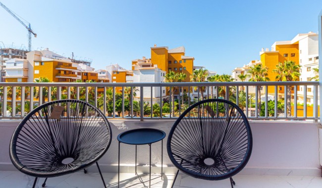 Sprzedaż - Apartament - Torrevieja - Punta prima