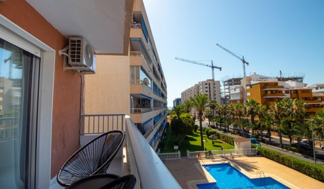 Sprzedaż - Apartament - Torrevieja - Punta prima