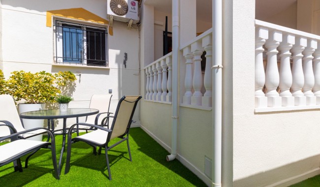 Sprzedaż - Kamienica - Torrevieja - Los altos