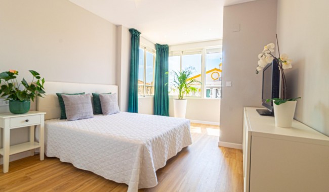 Sprzedaż - Kamienica - Torrevieja - Los altos