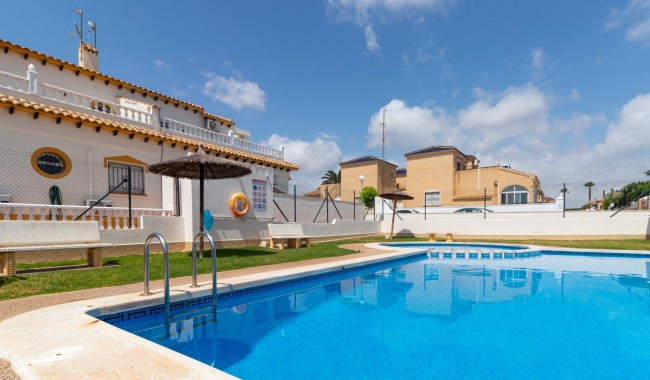 Sprzedaż - Kamienica - Torrevieja - Los altos