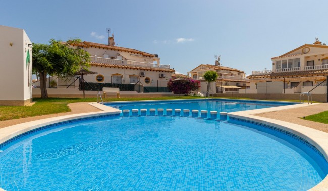 Sprzedaż - Kamienica - Torrevieja - Los altos