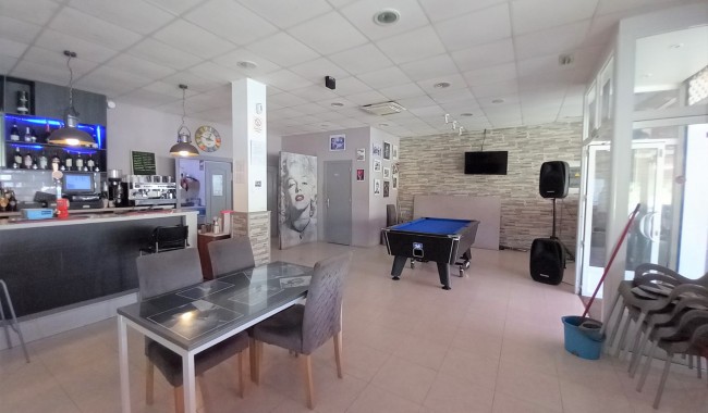 Segunda mano - Local comercial - Guardamar - Guardamar del Segura