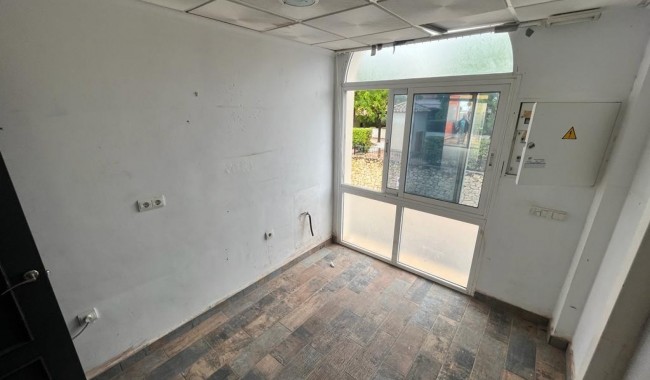 Begagnad - Affärslokaler - Algorfa - La Finca golf