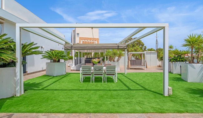 Brukt - Villa - Orihuela Costa - Villamartín