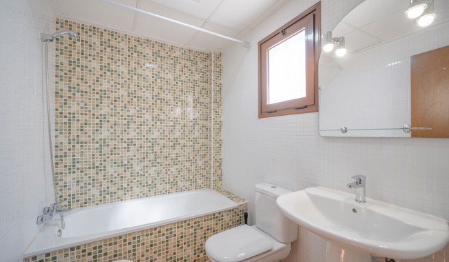 Segunda mano - Adosado - Algorfa