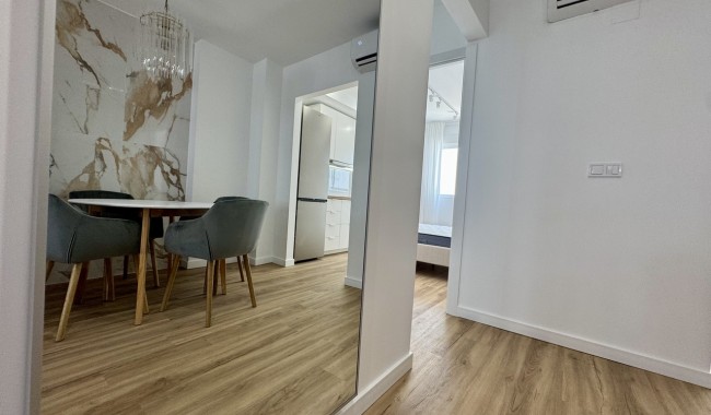 Sprzedaż - Apartament - Torrevieja - Los Altos