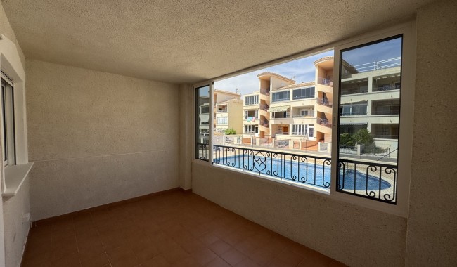 Sprzedaż - Apartament - Torrevieja - Los Altos
