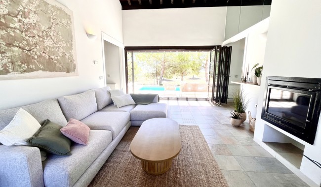 Begagnad - Radhus - Sucina