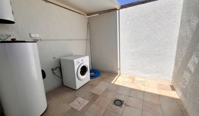 Begagnad - Radhus - Sucina