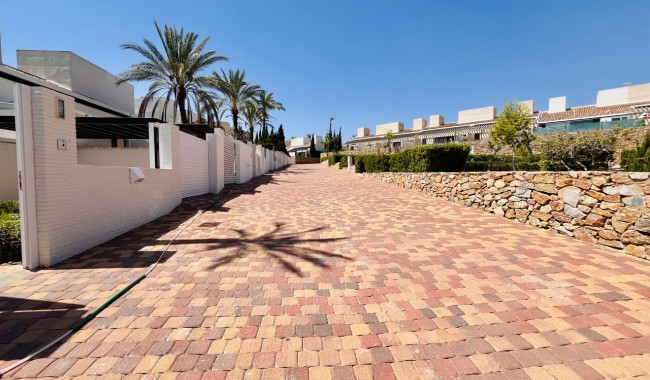 Begagnad - Radhus - Sucina