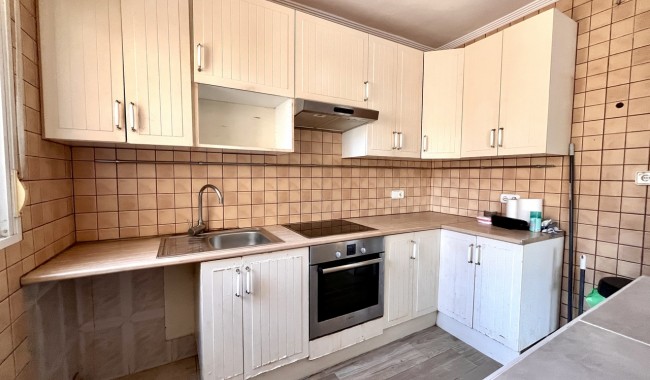 Segunda mano - Villa - San Miguel de Salinas