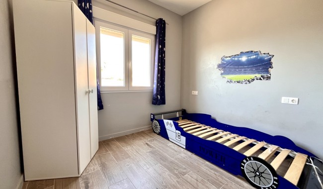 Segunda mano - Villa - San Miguel de Salinas