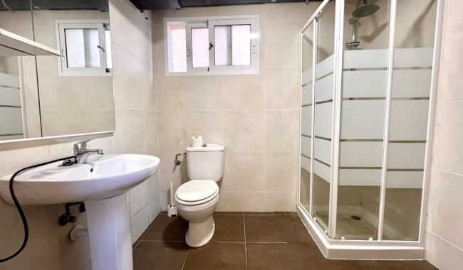 Segunda mano - Villa - San Miguel de Salinas