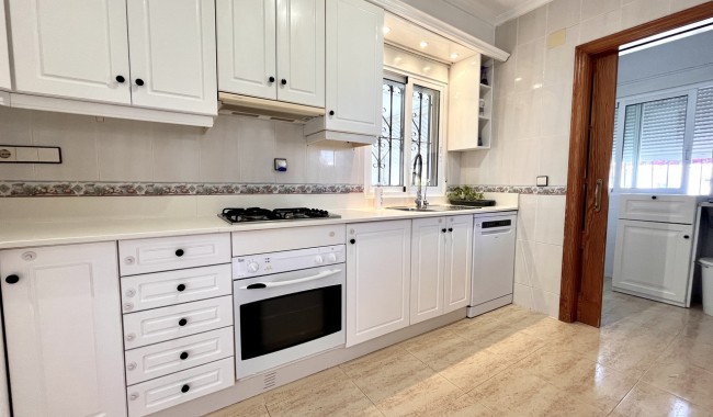 Begagnad - Villa - San Miguel de Salinas