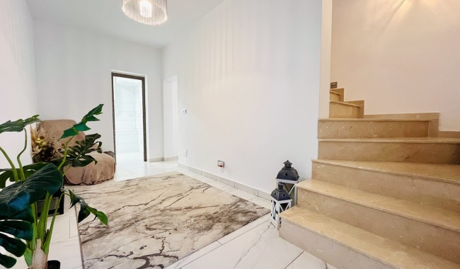 Begagnad - Villa - San Miguel de Salinas