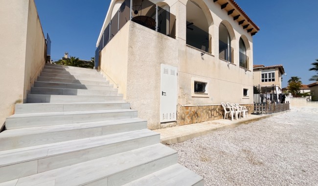 Begagnad - Villa - San Miguel de Salinas