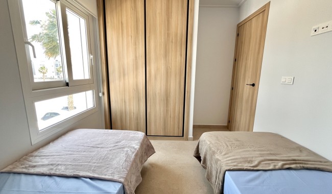 Segunda mano - Apartamento - Guardamar - El Raso