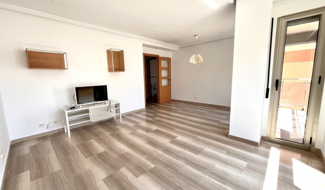 Segunda mano - Apartamento - Santa Pola