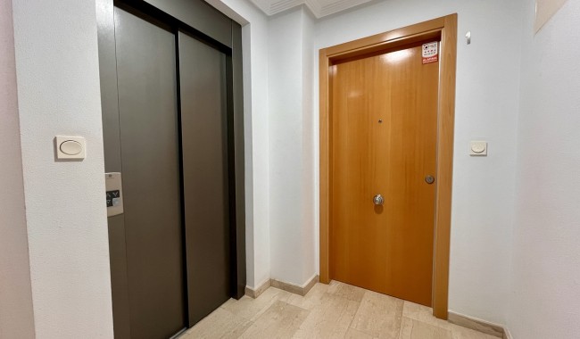 Segunda mano - Apartamento - Santa Pola