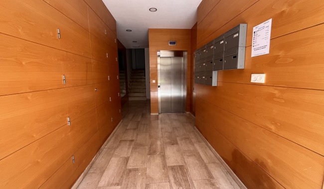 Segunda mano - Apartamento - Santa Pola