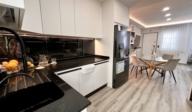 Resale - Townhouse - Orihuela Costa - Villamartín