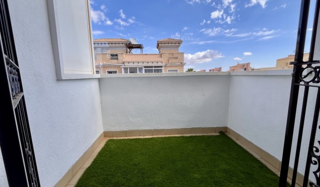 Resale - Townhouse - Orihuela Costa - Villamartín