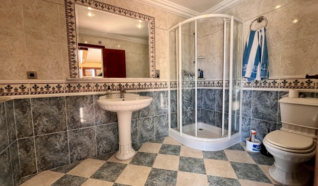 Brukt - Villa - La Nucia