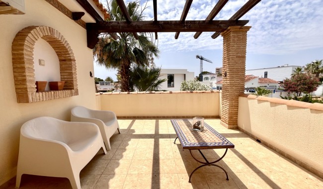 Brukt - Villa - Orihuela Costa - La Zenia